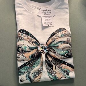 Graphic T-Shirt with Bow Design